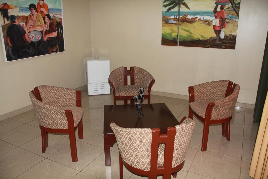 Hotel La Torre Guayaquil Zimmer foto