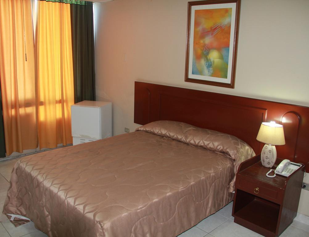 Hotel La Torre Guayaquil Zimmer foto