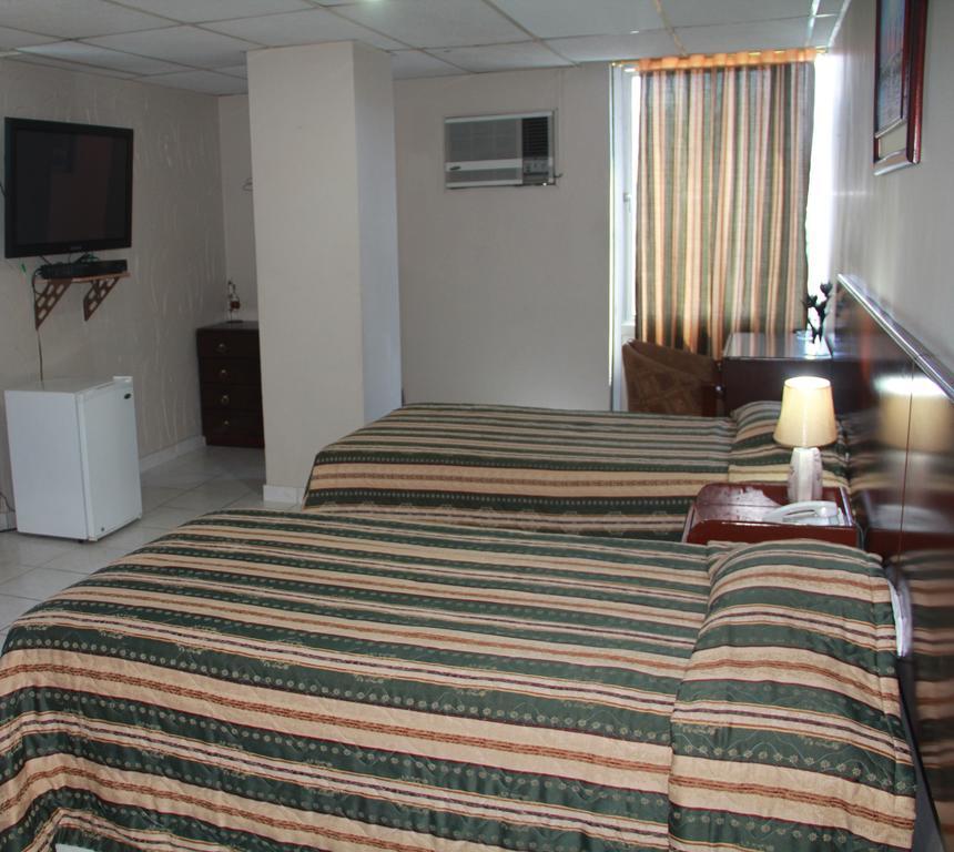 Hotel La Torre Guayaquil Zimmer foto