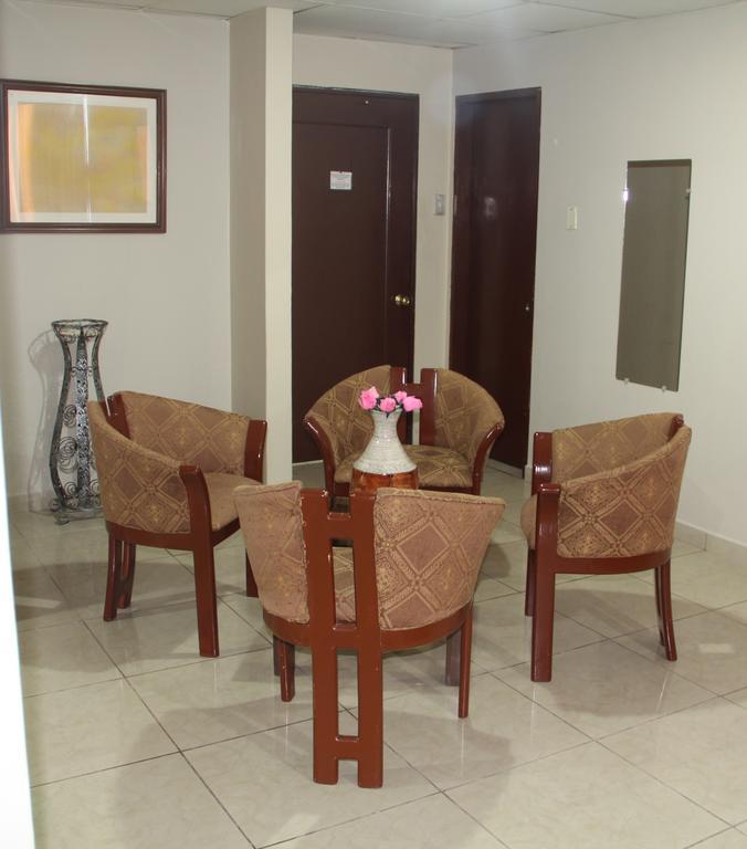 Hotel La Torre Guayaquil Zimmer foto