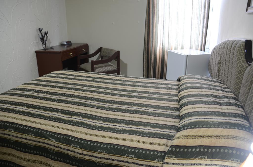 Hotel La Torre Guayaquil Zimmer foto